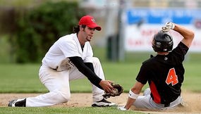 开云体育官网下载-青少年足球普及计划在全球广泛推行，未来希望无限，青少年足球政策